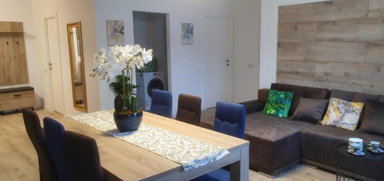 Viv Apartments 210 Floreşti Eksteriør bilde